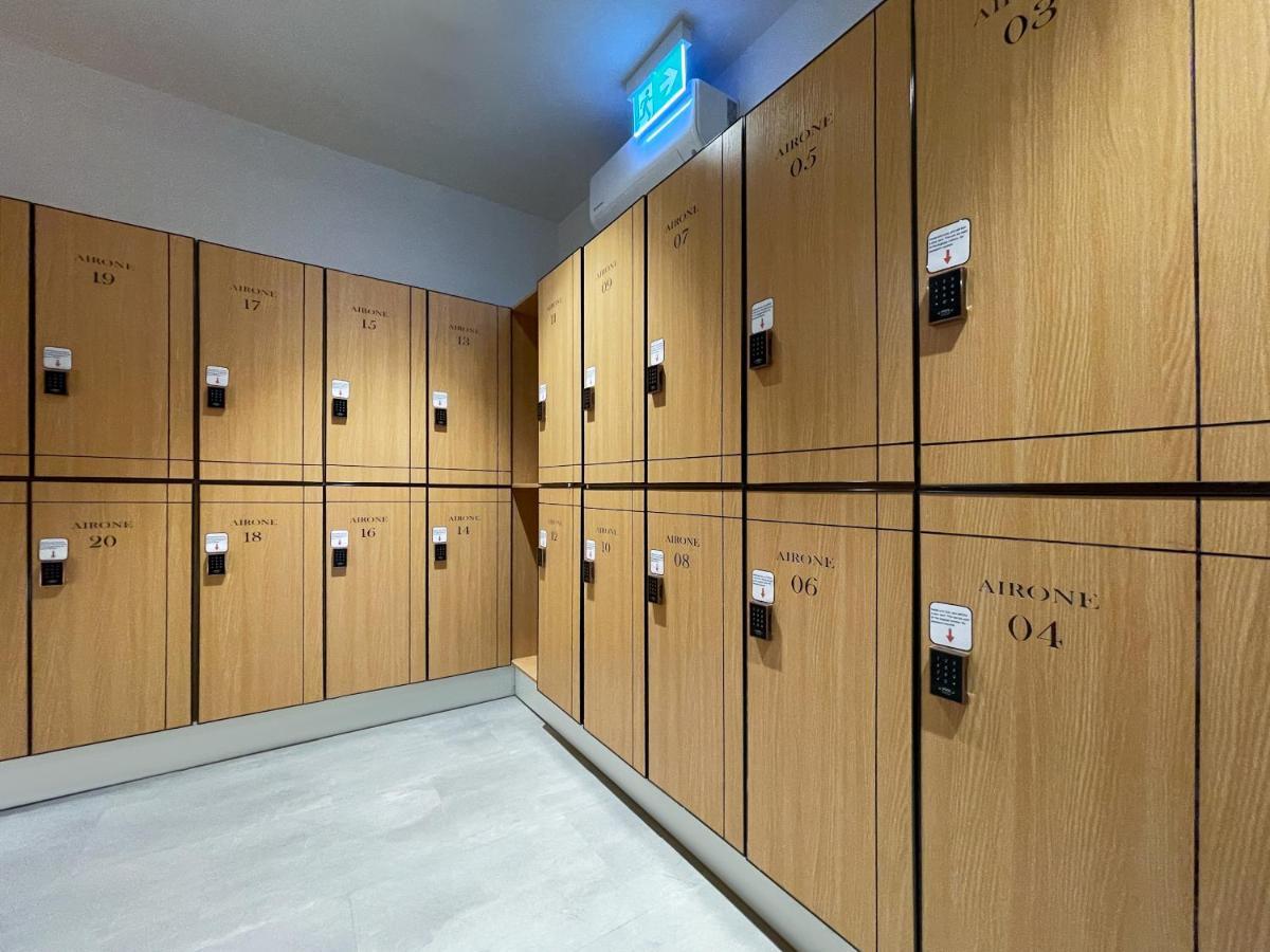 Airone Capsule Hotel โฮบาร์ต ภายนอก รูปภาพ
